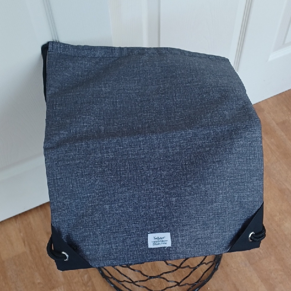 Gray and Black Cool Cinch Thermal Bag 569A Thirty-one